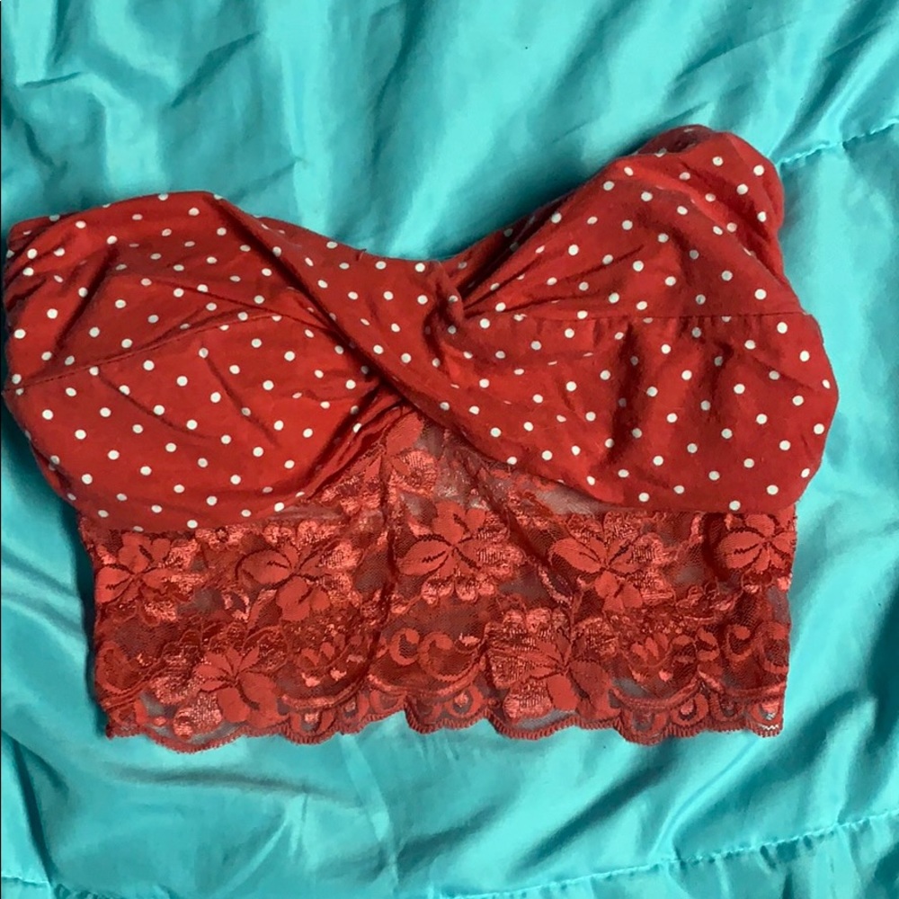 Sleeveless crop top